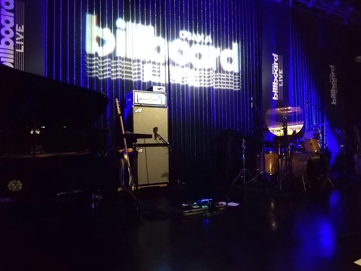 柴田淳ライブセット image.jpg